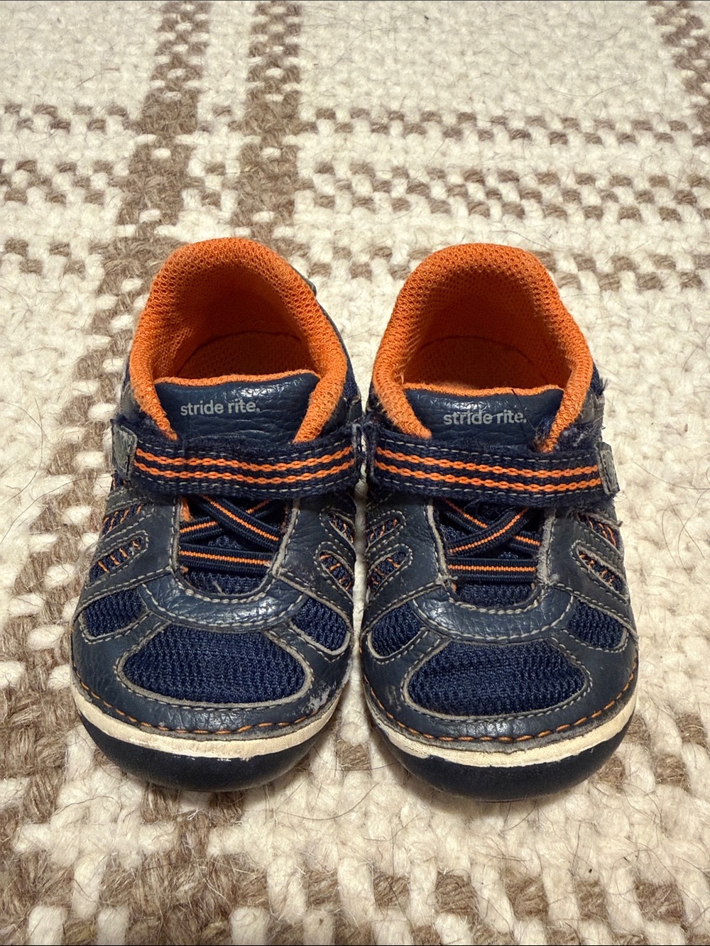 Stride Rite Navy and Orange Toddler Athletic Sneakers, size 5.5W